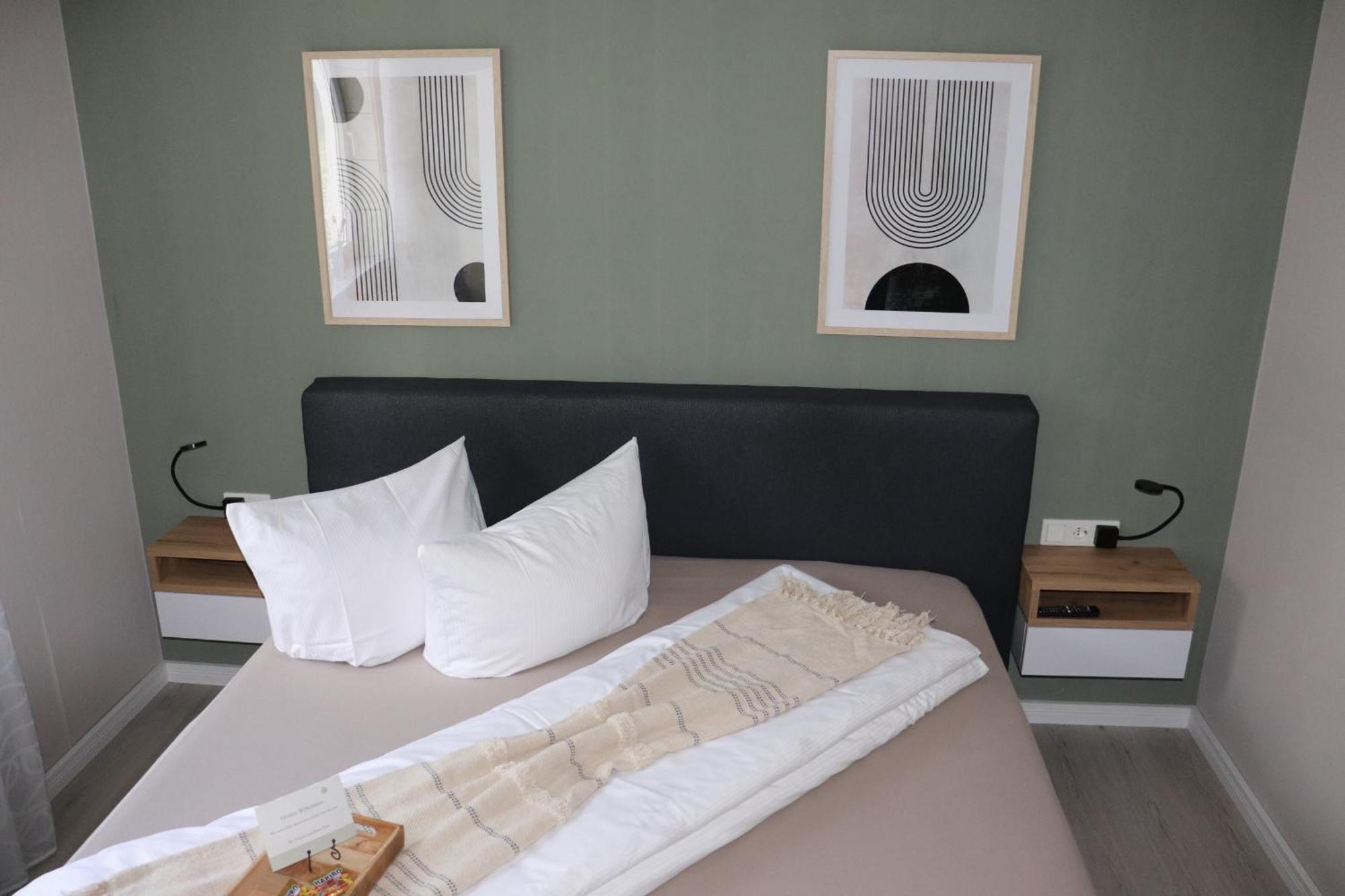 Pension Und Apartment Landhaus Fricke Calden Bagian luar foto