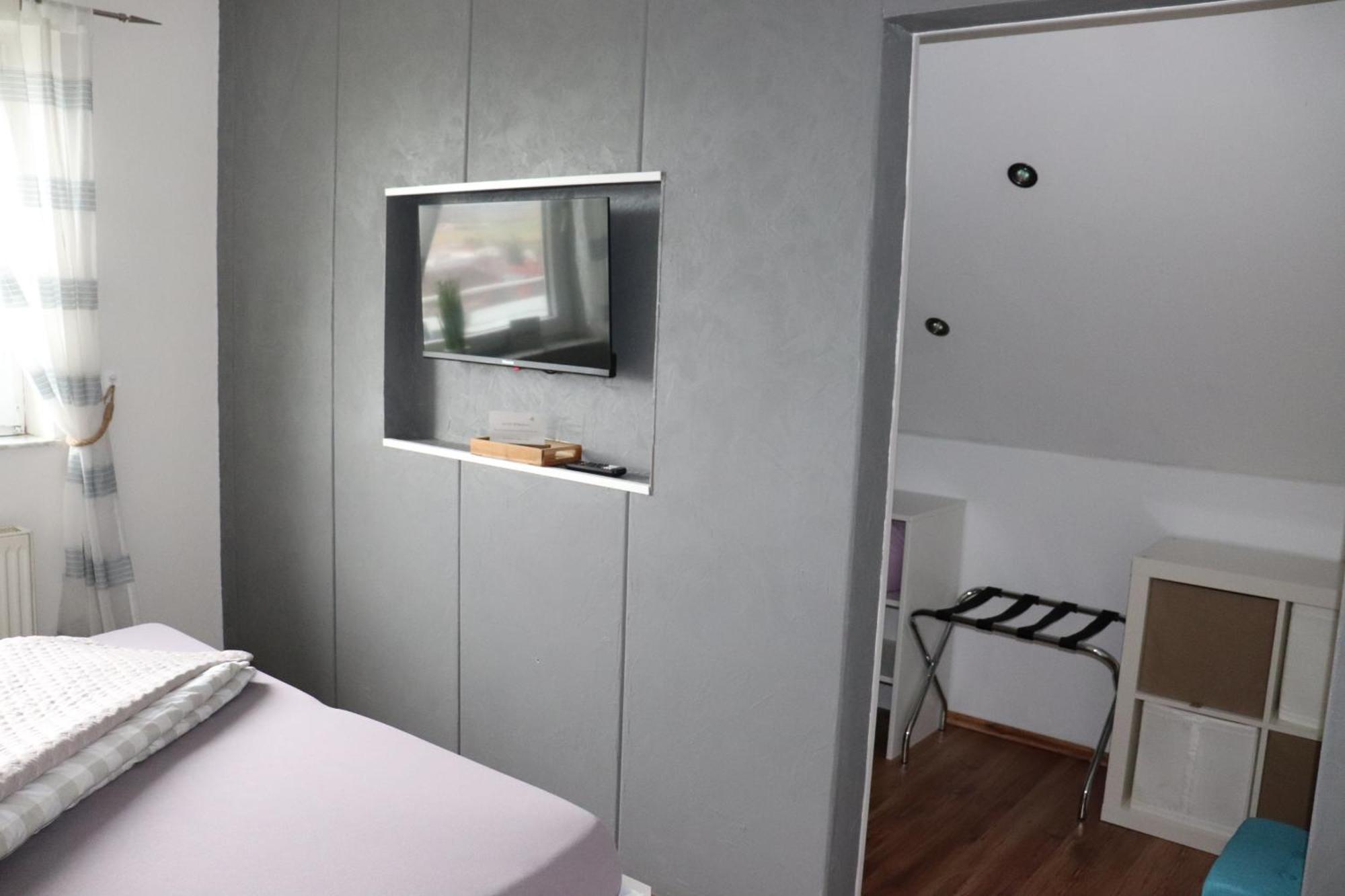 Pension Und Apartment Landhaus Fricke Calden Bagian luar foto